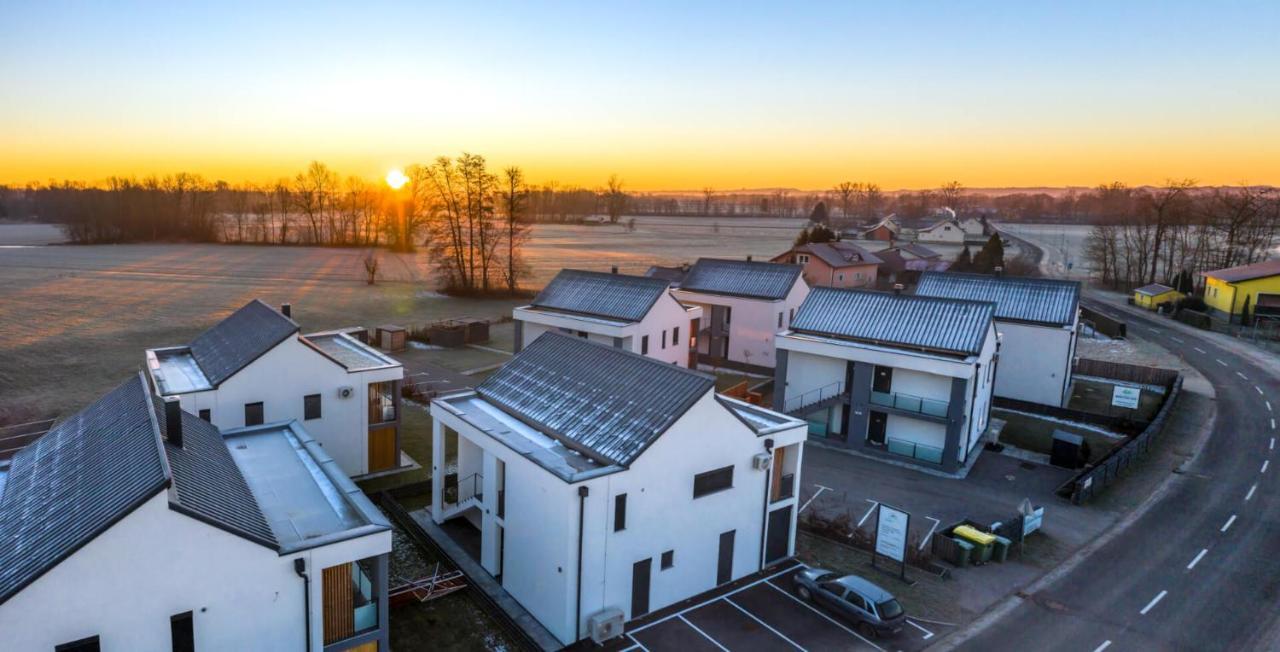 Apartments Sunrise Banovci Exterior photo